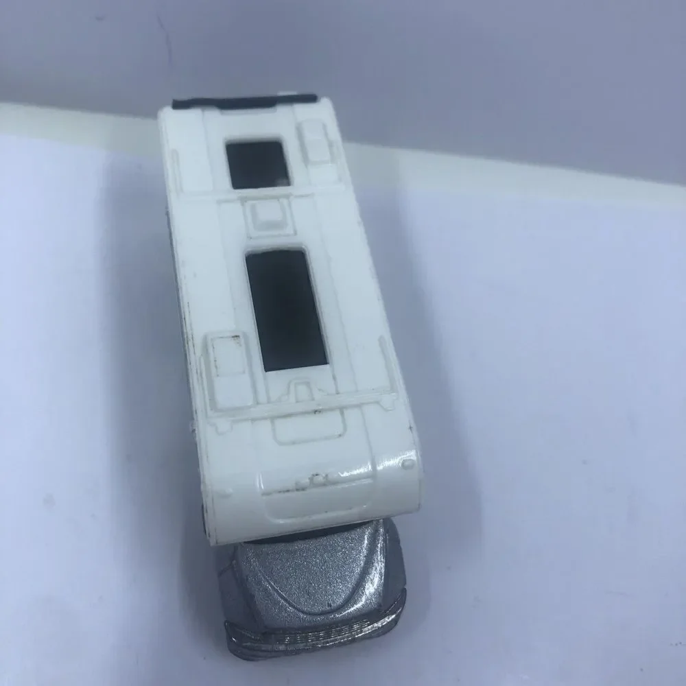 2008 Mattel Matchbox MBX Motor Home / Race Support 33